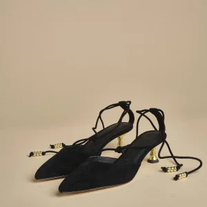 decolté in suede con lacci alla caviglia